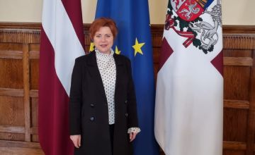 Koledžas pārstāvis DEMOKRĀTIJAS AKADĒMIJĀ