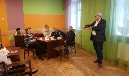 “Kafija ar pētnieku”
