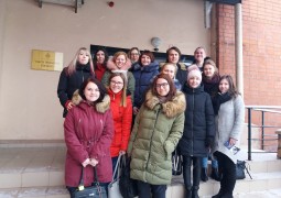 Ēnu dienas ietvaros studenti apmeklē VID Klientu apkalpošanas daļu